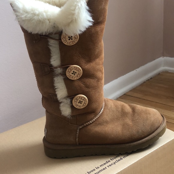 Ugg Size 8 Boots - Picture 5 of 11